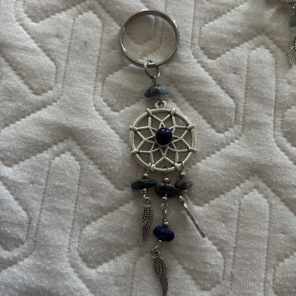 ⭐️3/$15⭐️ 1pc Dream Catcher Boutique Keychains - Picture 2 of 6